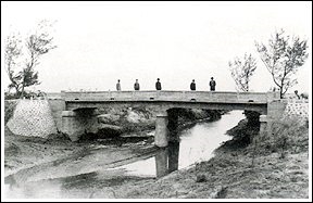 崙後村至橋頭村台17線於民國三十九年完工